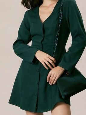 RIHOAS Deep Green V-Neck Button Mini Dress